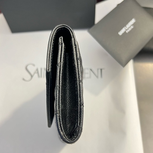 Auth YSL Wallet • Yves Saint Laurent Flap Wallet in Black Leather Authentic - Picture 4 of 14
